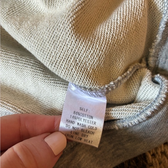 LBLC The Label Women's Tamara V-Neck Sweatshirt in Heather Grey Size S Lounge - Picture 7 of 7